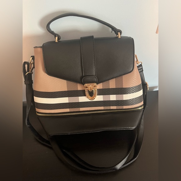 Convertible bag - Picture 1 of 2